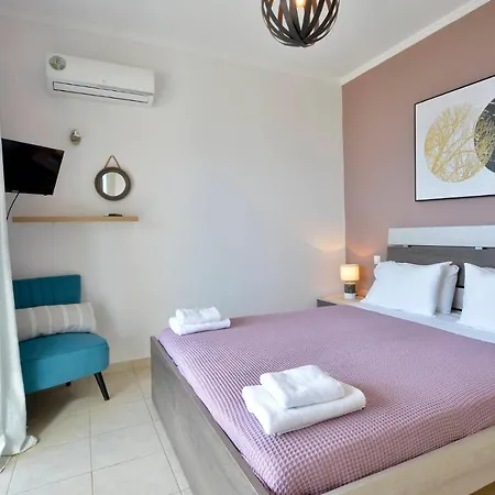 Willa Renata Gold - Private Pool, Free Parking & Sea View *
