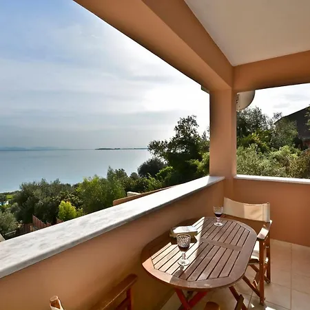 Willa Renata Gold - Private Pool, Free Parking & Sea View