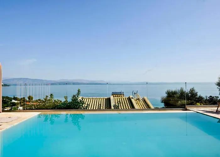 Renata Gold - Private Pool, Free Parking & Sea View *