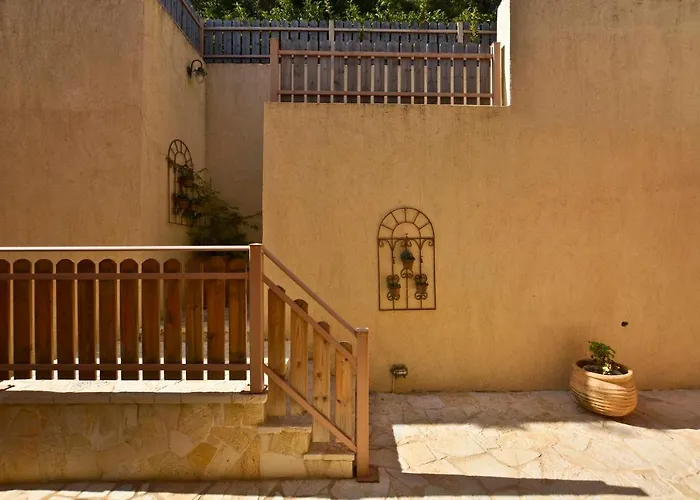 Villa Renata Gold - Private Pool, Free Parking & Sea View
