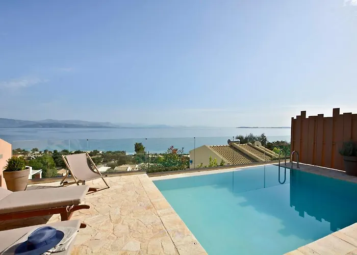 Renata Gold - Private Pool, Free Parking & Sea View Villa
