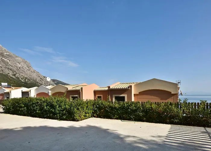 Renata Gold - Private Pool, Free Parking & Sea View Μπαρμπάτι