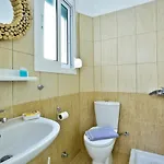Renata Gold - Private Pool, Free Parking & Sea View Villa
