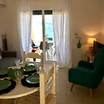 Renata Gold - Private Pool, Free Parking & Sea View *