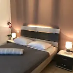 Renata Gold - Private Pool, Free Parking & Sea View Barbati