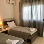 Villa Renata Gold - Private Pool, Free Parking & Sea View