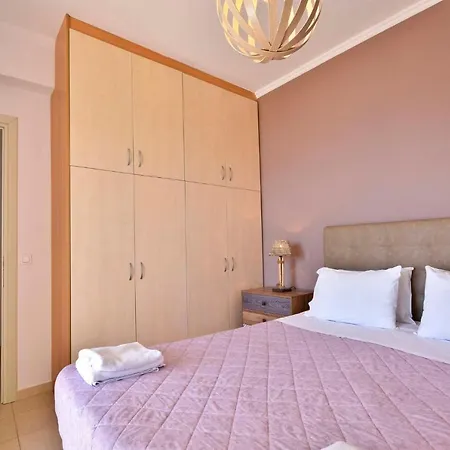 Villa Renata Gold - Private Pool, Free Parking & Sea View