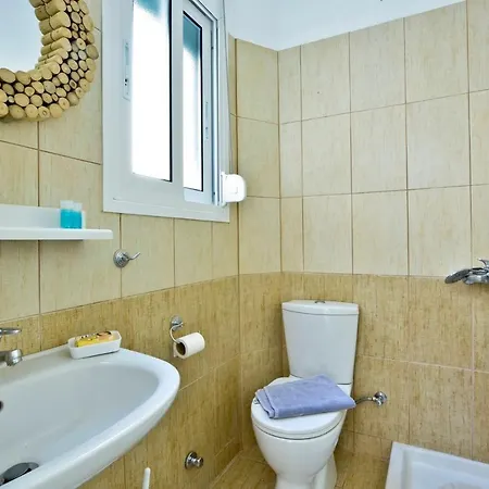 Renata Gold - Private Pool, Free Parking & Sea View Villa