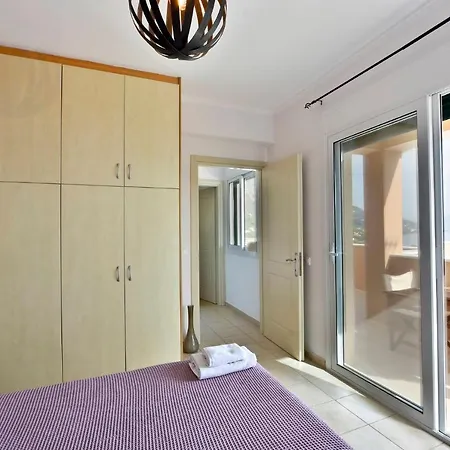 Вилла Renata Gold - Private Pool, Free Parking & Sea View