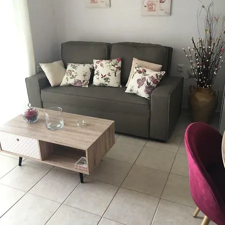 Renata Gold - Private Pool, Free Parking & Sea View Вилла