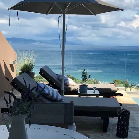 Renata Gold - Private Pool, Free Parking & Sea View *